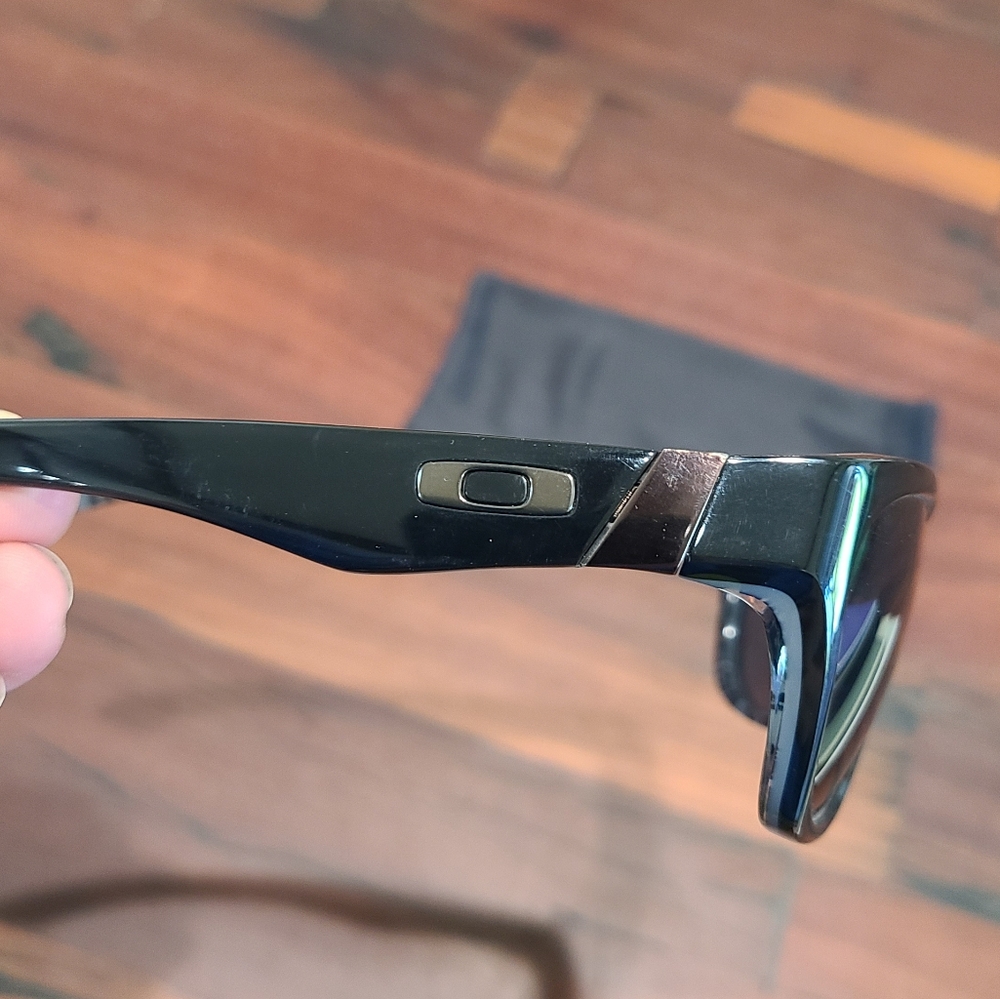 Oakley Jupiter Sunglasses - Picture 10 of 10